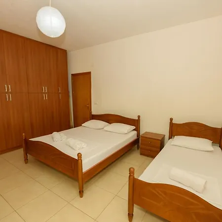 Apartament Vasili's Family Himara